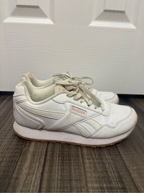Reebok White Sneakers with Light Pink